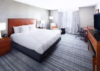 DoubleTree by Hilton Dallas Near the Galleria hotel thumbnail 3