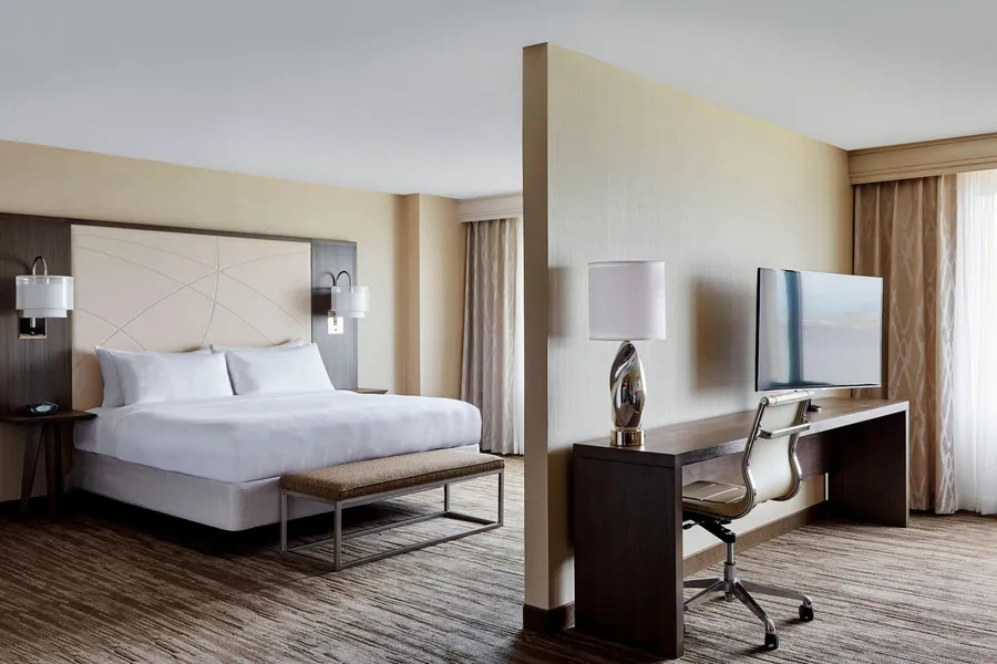 San Francisco Airport Marriott Waterfront hotel detail image 6