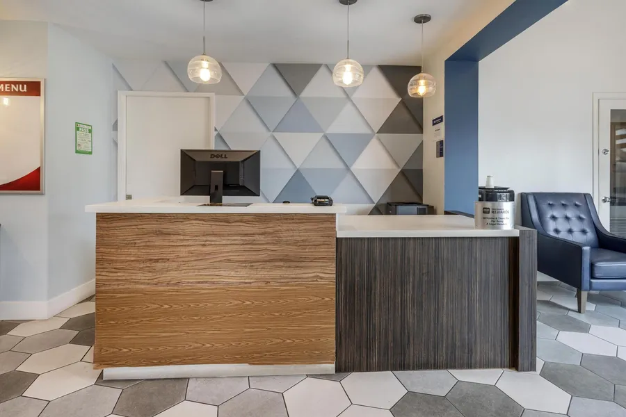 Best Western Plus Executive Suites hotel detail image 2