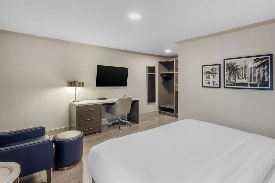 Best Western Plus Executive Suites hotel detail image 6