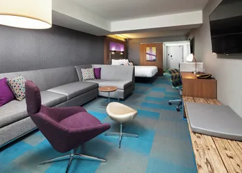Aloft by Marriott San Francisco Airport hotel thumbnail 5