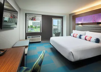 Aloft by Marriott San Francisco Airport hotel thumbnail 6