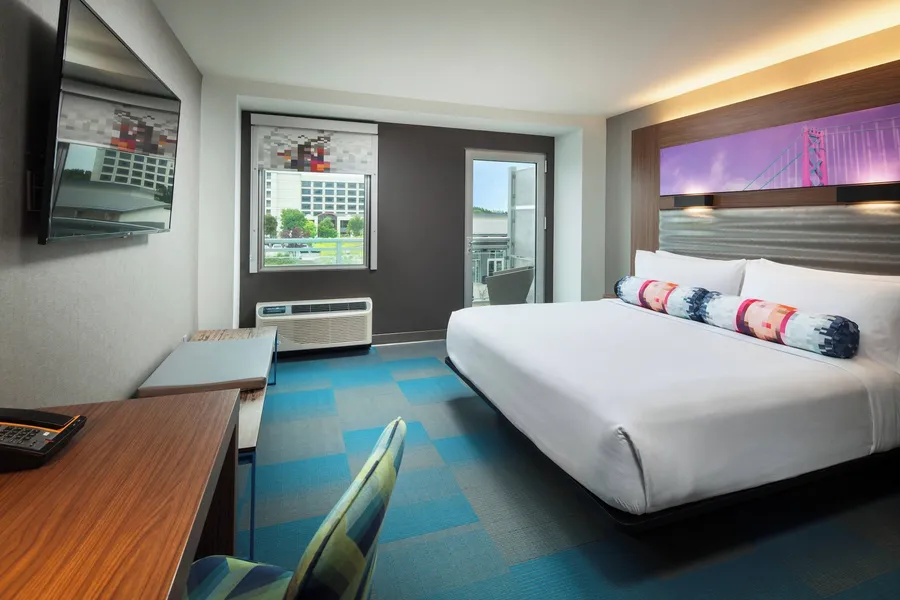 Aloft by Marriott San Francisco Airport hotel detail image 6