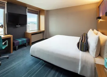 Aloft by Marriott San Francisco Airport hotel thumbnail 7