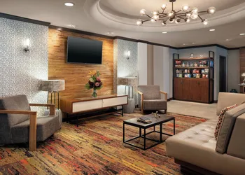 Four Points by Sheraton Hotel & Suites San Francisco Airport hotel thumbnail 2
