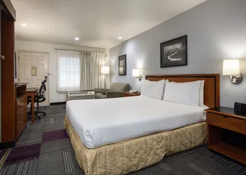 Atherton Park Inn & Suites hotel thumbnail 3