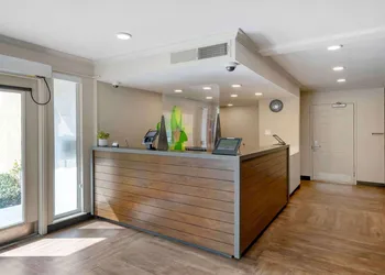 Extended Stay America Suites San Francisco San Mateo SFO hotel thumbnail 3