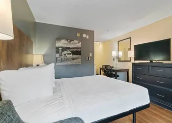 Extended Stay America Suites San Francisco San Mateo SFO hotel thumbnail 7