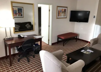 Best Western Plus Grosvenor Airport Hotel hotel thumbnail 6