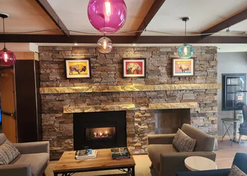 Banff Inn hotel thumbnail 4