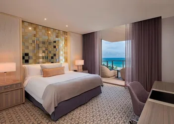 The St. Regis Bal Harbour Resort hotel thumbnail 6