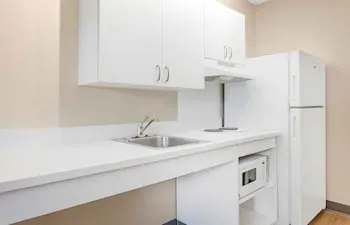 Extended Stay America Suites Tampa Airport Spruce Street hotel thumbnail 5