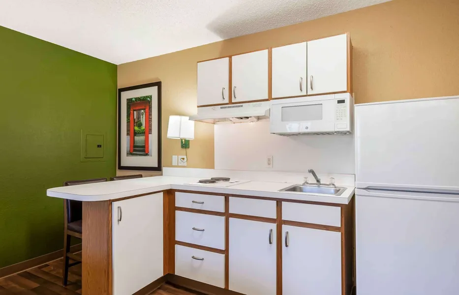 Extended Stay America Select Suites Tampa Brandon hotel detail image 6