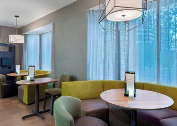 Courtyard by Marriott Tampa Downtown hotel thumbnail 2