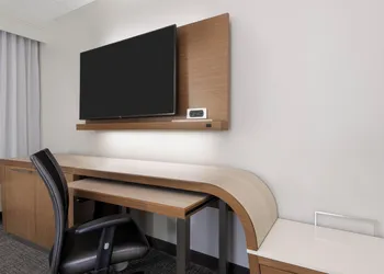 Courtyard by Marriott Tampa Downtown hotel thumbnail 6