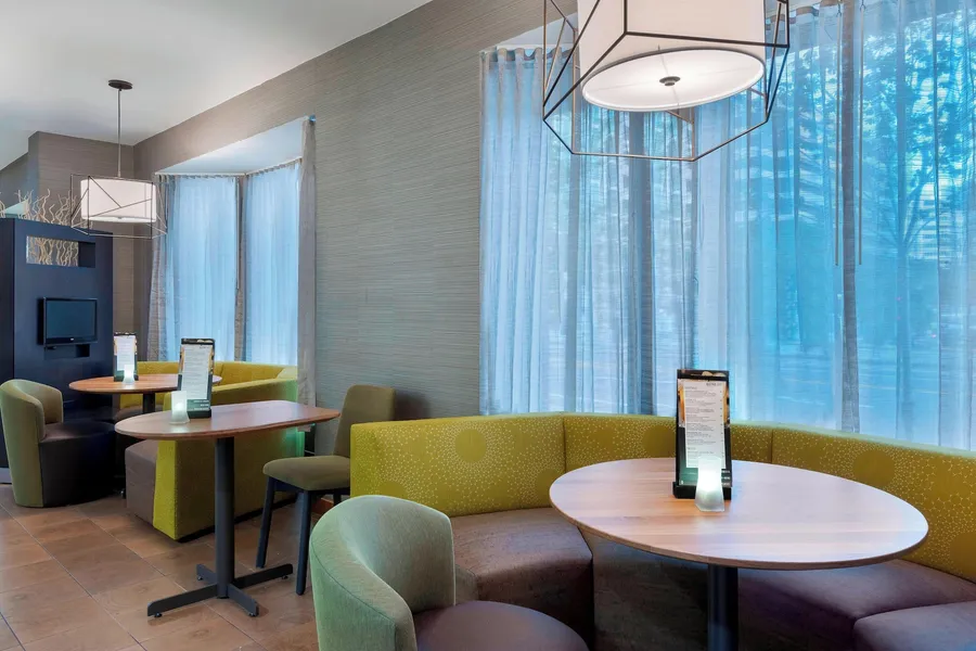 Courtyard by Marriott Tampa Downtown hotel detail image 2