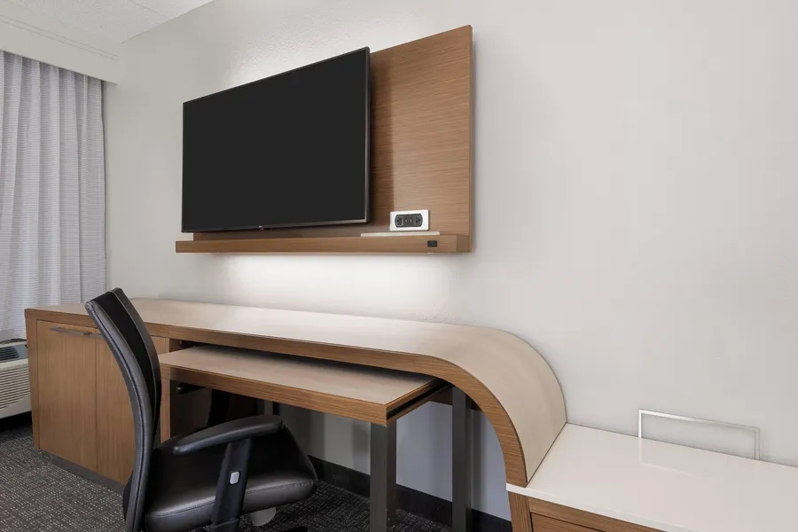 Courtyard by Marriott Tampa Downtown hotel detail image 6