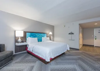 Hampton Inn Tampa-Veterans Expwy (Airport North) hotel thumbnail 5