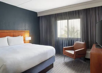 Courtyard by Marriott Tampa Westshore/Airport hotel thumbnail 4