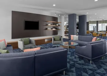 Courtyard by Marriott Tampa Oldsmar hotel thumbnail 2