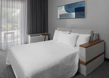 Courtyard by Marriott Tampa Oldsmar hotel thumbnail 7