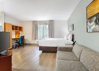 MainStay Suites Tampa Moffitt-USF hotel thumbnail 6