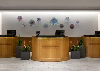 Embassy Suites by Hilton Tampa Airport Westshore hotel thumbnail 6