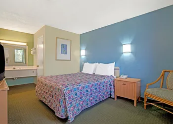 Rodeway Inn Fairgrounds - Casino hotel thumbnail 8
