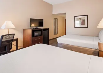 Best Western Tampa hotel thumbnail 5