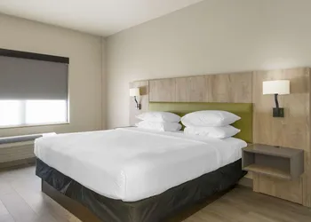 Country Inn & Suites by Radisson, Tampa Airport North, FL hotel thumbnail 4