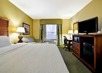 Hampton Inn & Suites Charleston/Mt. Pleasant-Isle Of Palms hotel thumbnail 7