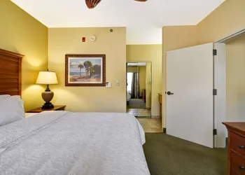 Hampton Inn & Suites Charleston/Mt. Pleasant-Isle Of Palms hotel thumbnail 8