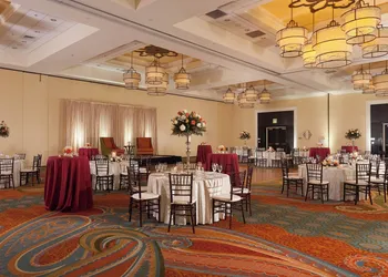 Charleston Marriott hotel thumbnail 3