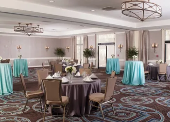Charleston Marriott hotel thumbnail 4