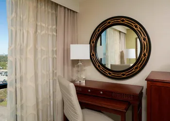 Charleston Marriott hotel thumbnail 6