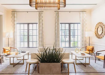 The Lindy Renaissance Charleston Hotel hotel thumbnail 3