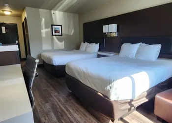 Comfort Inn & Suites Shakopee Downtown Area hotel thumbnail 5