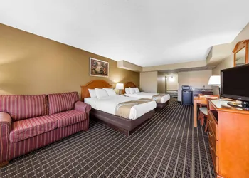 Quality Inn & Suites Sevierville - Pigeon Forge hotel thumbnail 7