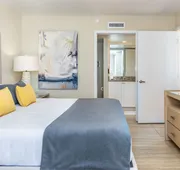 DiamondHead Beach Resort hotel detail image 4