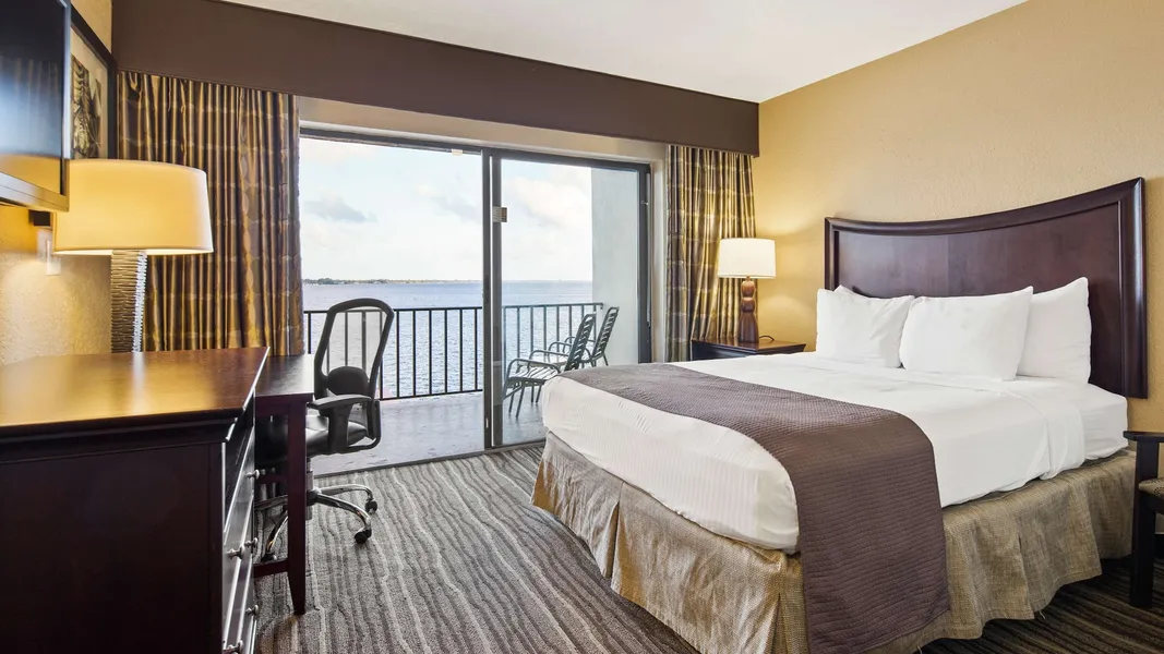 Best Western Fort Myers Waterfront hotel detail image 2