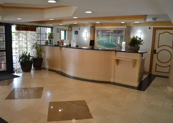 Americas Best Value Inn Ft. Myers hotel thumbnail 3