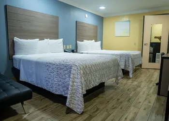 Americas Best Value Inn Ft. Myers hotel thumbnail 5