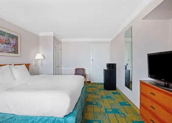 Days Inn by Wyndham Reno hotel thumbnail 4