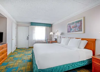 Days Inn by Wyndham Reno hotel thumbnail 5