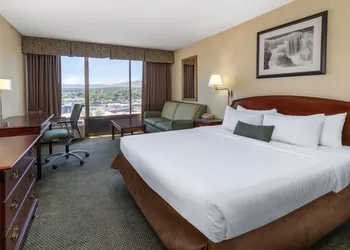 Ramada by Wyndham Reno Hotel and Casino hotel thumbnail 6
