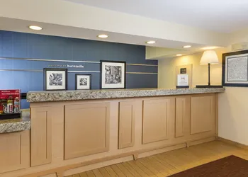 Hampton Inn Minneapolis/Burnsville hotel thumbnail 2