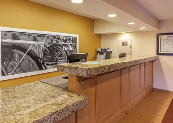 Hampton Inn Minneapolis/Burnsville hotel thumbnail 3