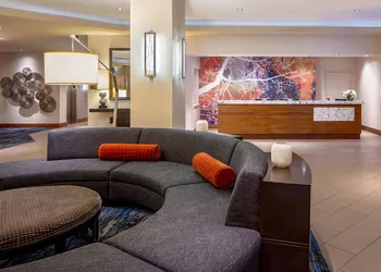 DoubleTree Suites by Hilton Minneapolis Downtown hotel thumbnail 6