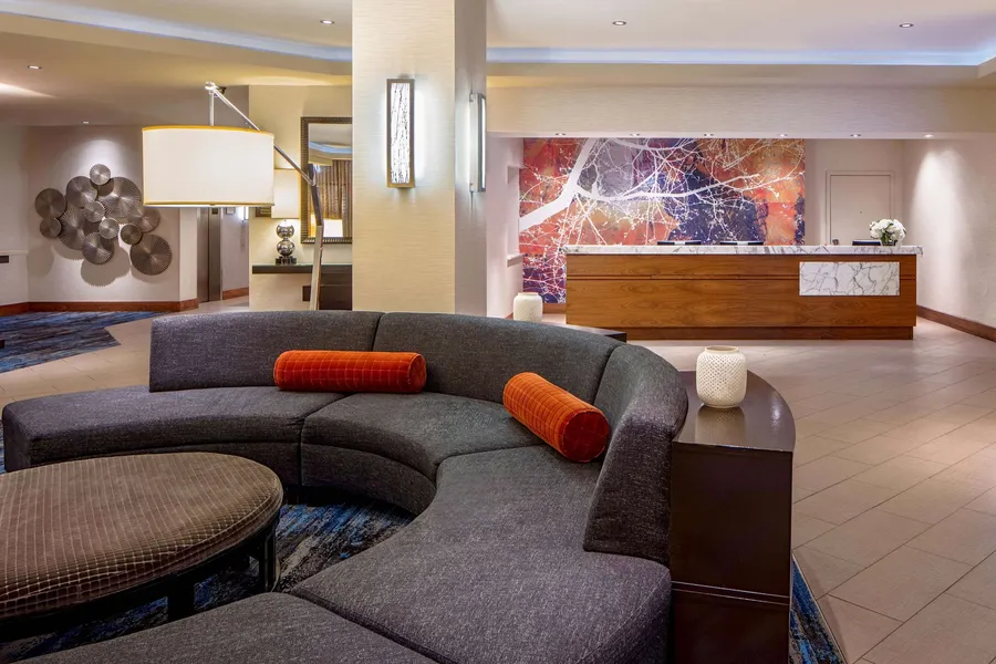 DoubleTree Suites by Hilton Minneapolis Downtown hotel detail image 6