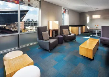 Aloft Minneapolis hotel thumbnail 8